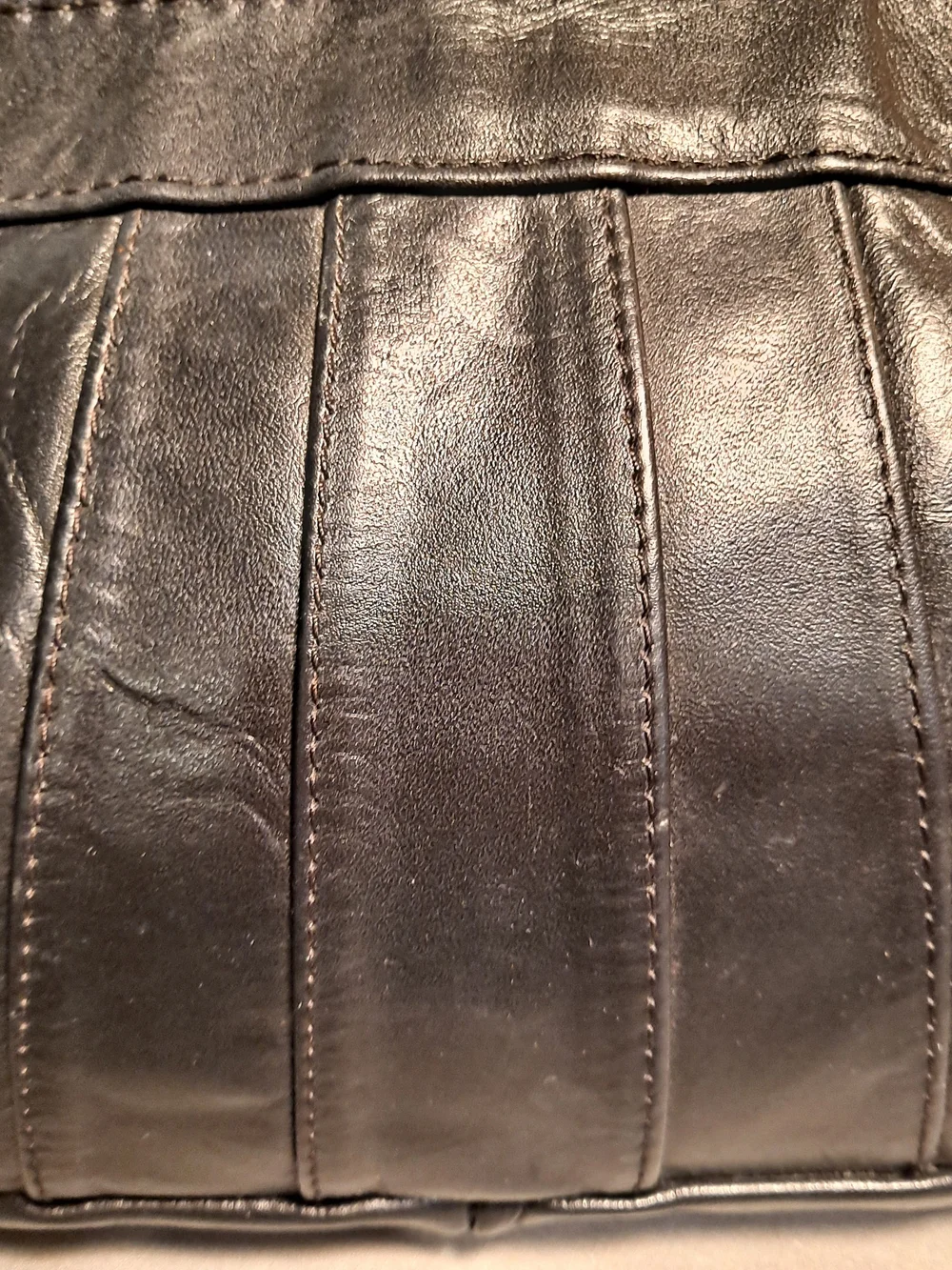 Excel Vintage Mid-century Modern 70s Black Leather Pleated Wristlet Clutch
